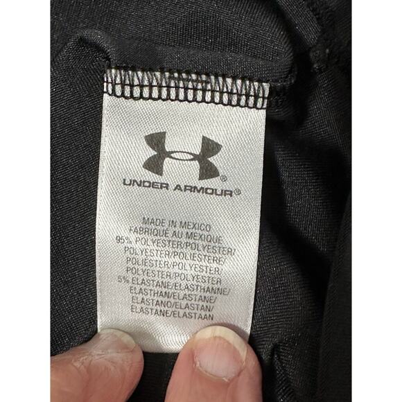 Under Armour Fitted Athletic Shirt. Black, Gray Logo Ladies XL. No Flaws. - Picture 10 of 11